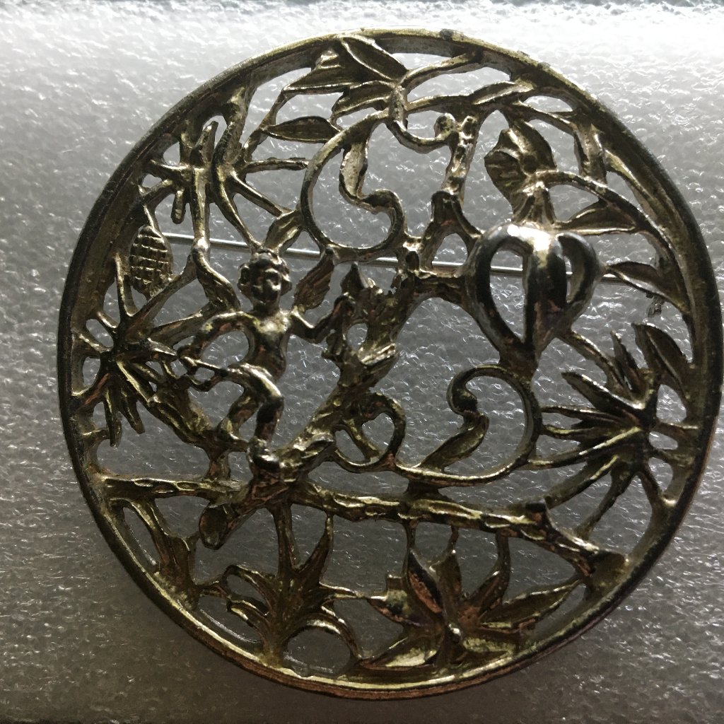 Vintage Cupid Silvertone Brooch/Tara